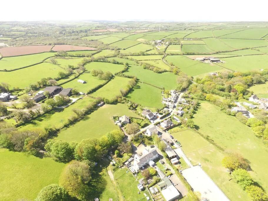 델라볼 Rural Cosy Retreat For Two Near Port Isaac 아파트 외부 사진